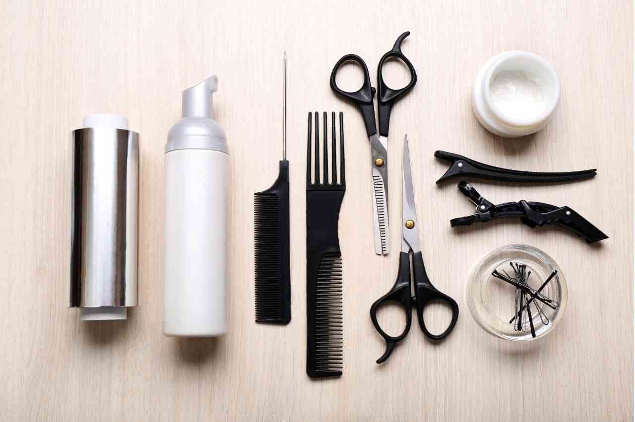 Basic Hair Styling Tools Every Single Dad Should Have